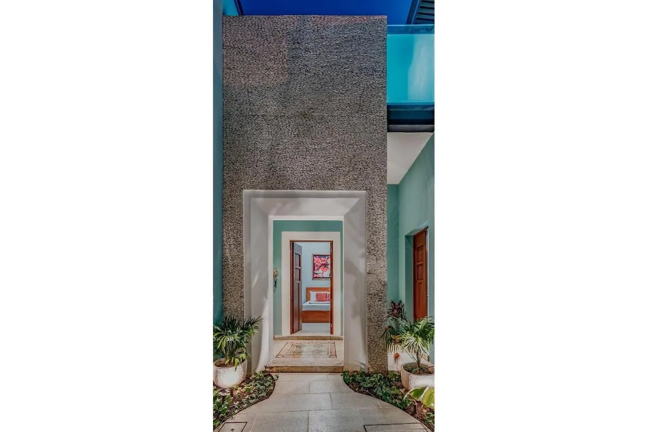 Rincon Del Cielo Rooftop With Glass Walled Pool Merida